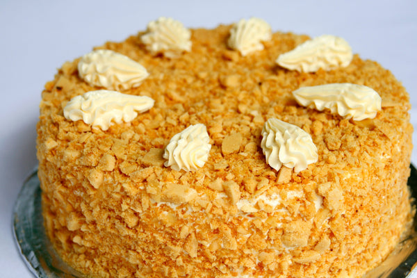 Honey Cake 8"